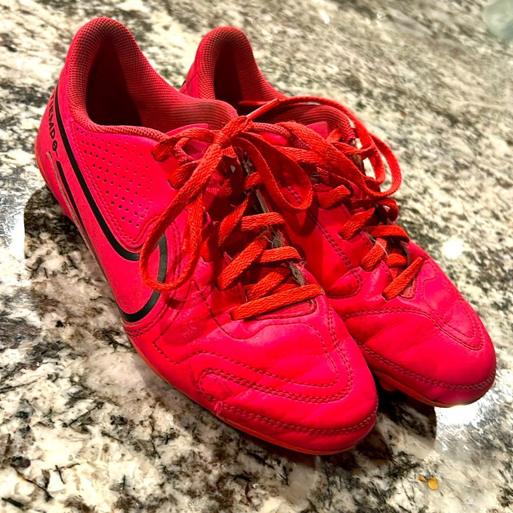 Nike Tiempo Soccer Clears